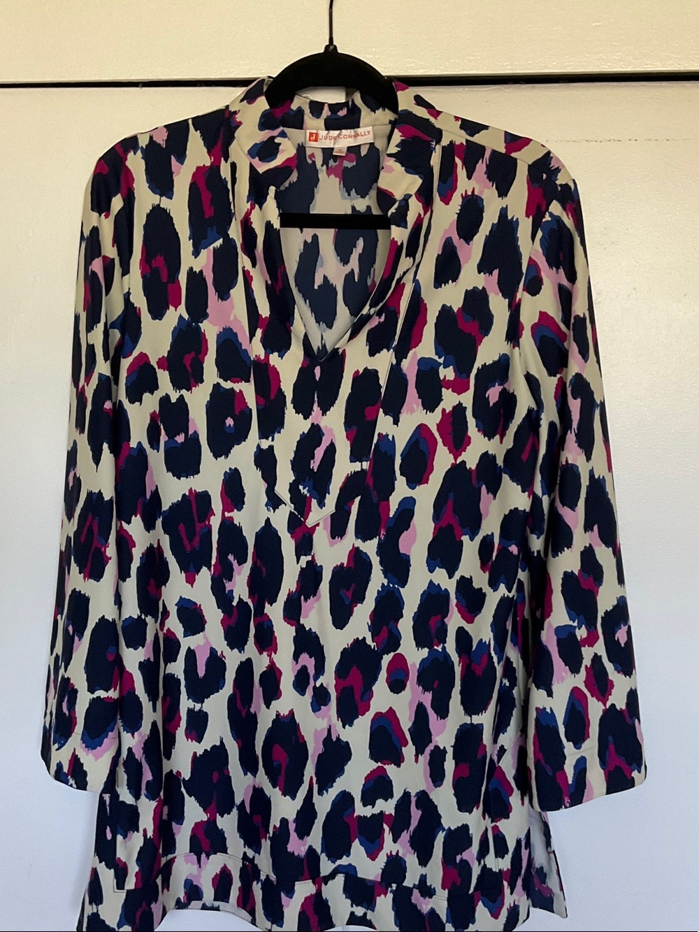 Jude Connally Cream Leopard Print Tunic Blouse